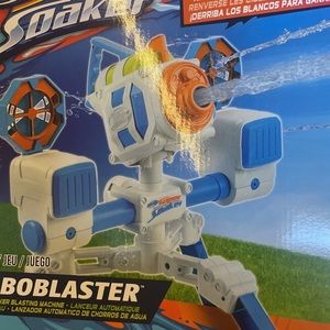 Super soaker robolaster